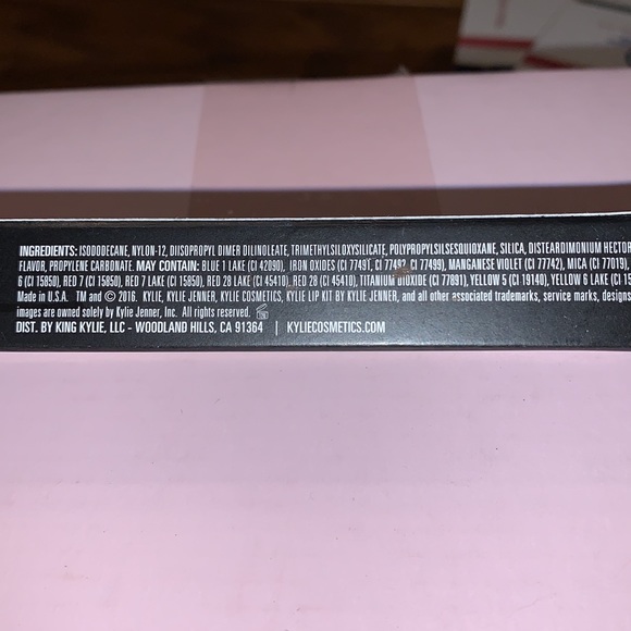 Kylie Jenner Matte Liquid Lipstick - Picture 4 of 5